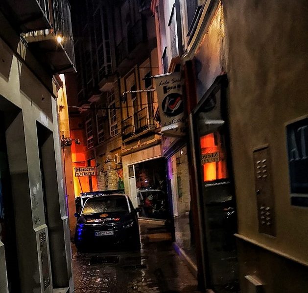 Finge asfixia para hacer un "simpa" y acaba detenido por agredir a los sanitarios que lo atienden