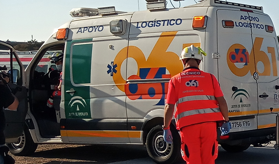 Muere un hombre tras caer con su coche por un barranco