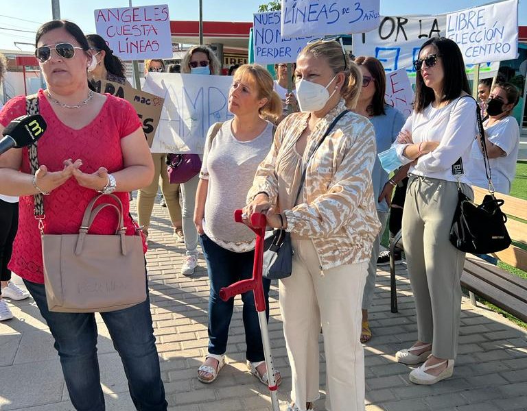 angeles cuesta protesta