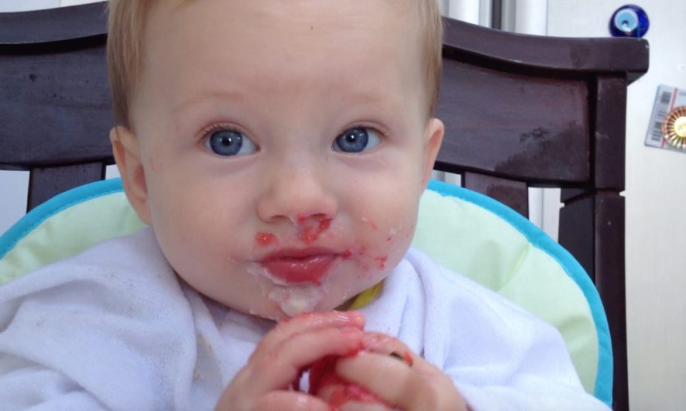 bebe comida