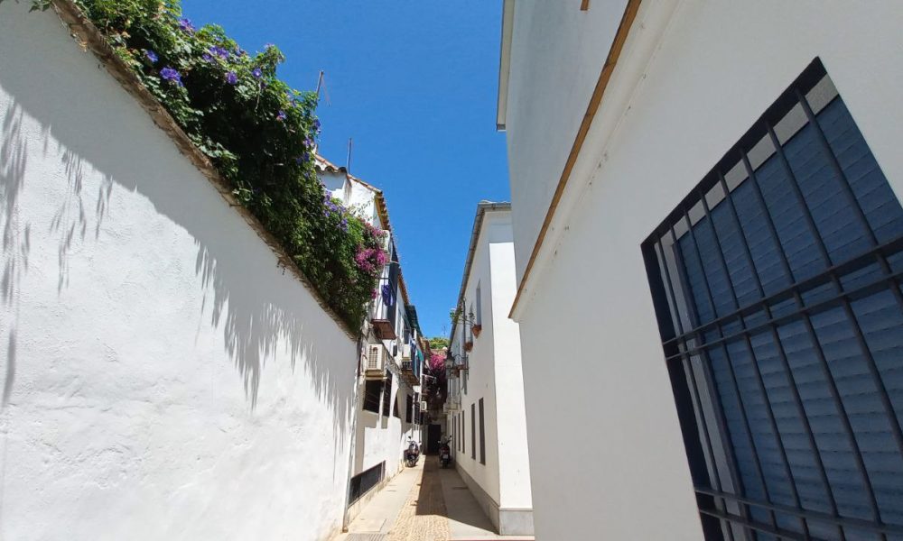 calle estrecha