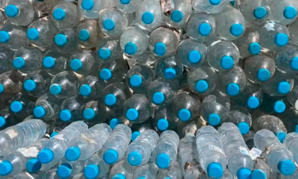 botellas plastico Guillena.jpg 1