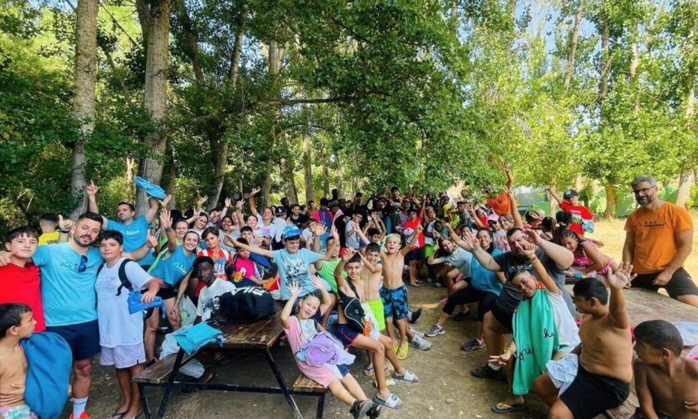 ninos campamento 1536x959 1
