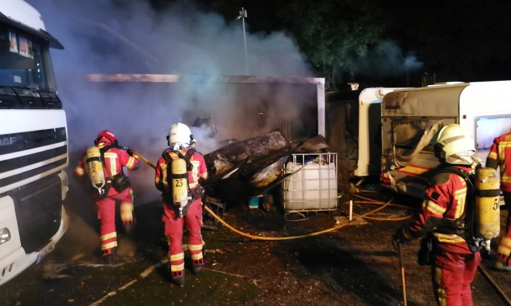 Incendio caravanas