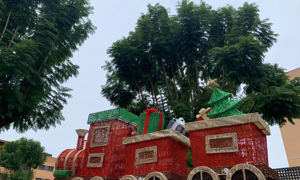 Tren Navidad arbol