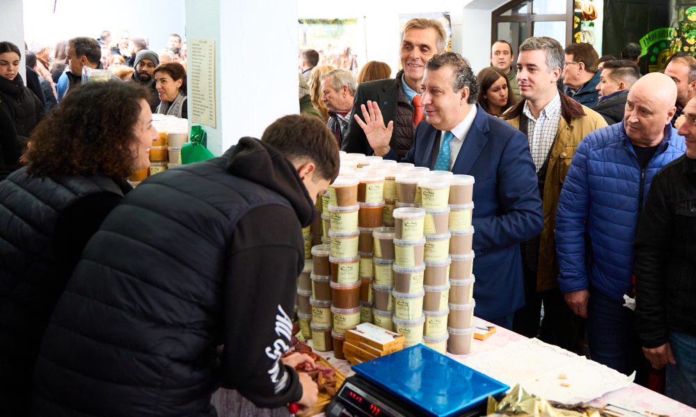 12 061223 Feria Productos Artesanales El Pedroso