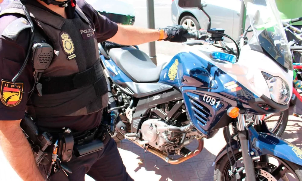 policia nacional moto.jpg