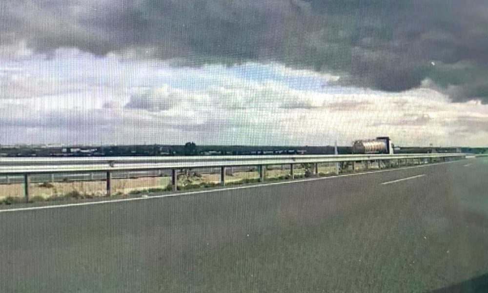 Nubes carretera 1