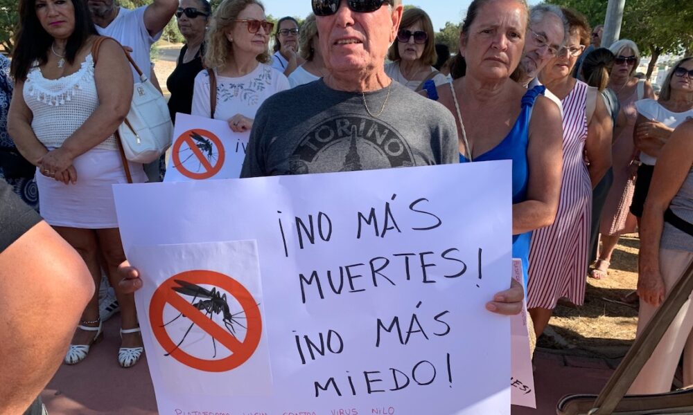 Virus del Nilo manifa