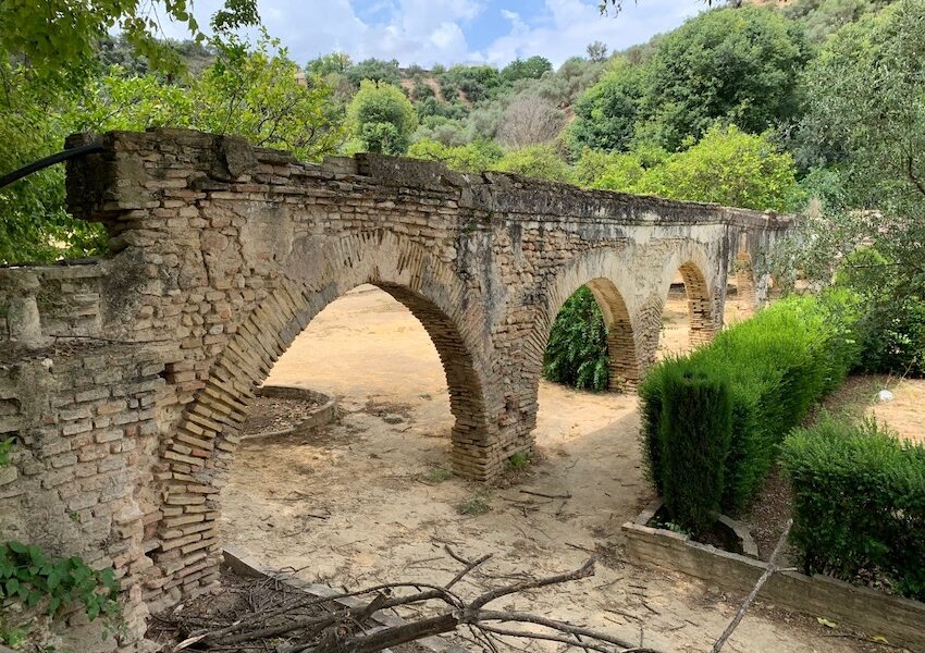 Acueducto de Gelves