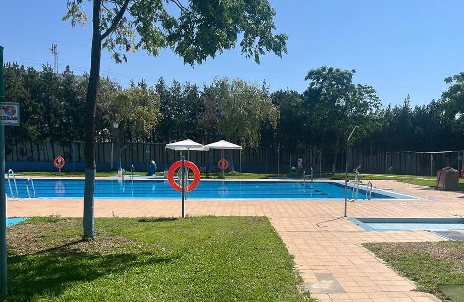 Piscina huevar