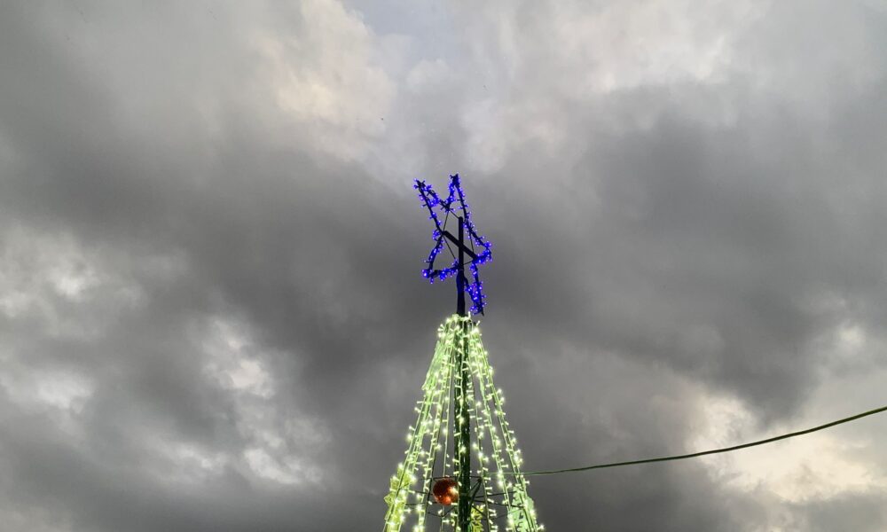 Estrella arbol nubes