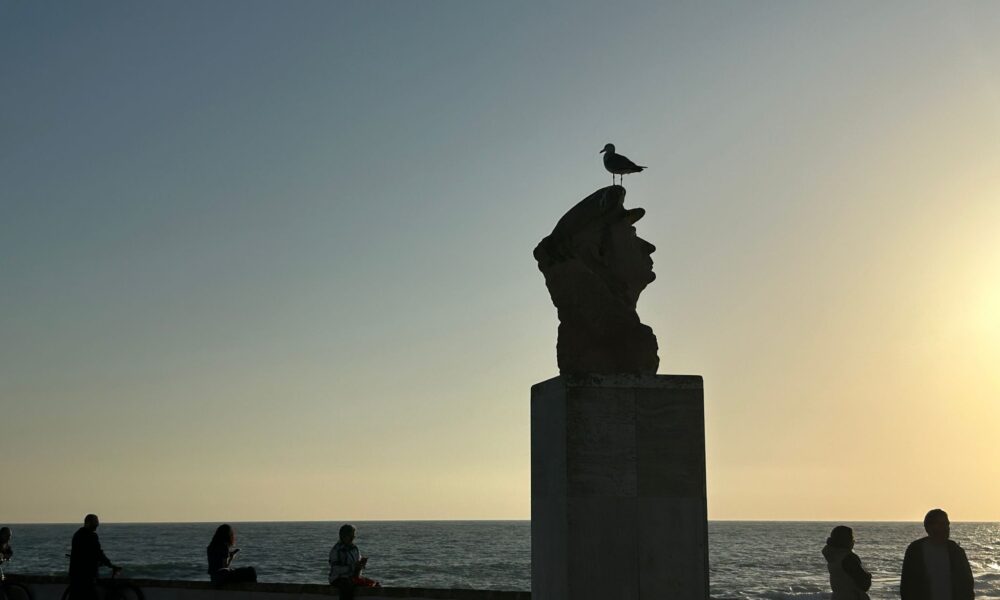 Paco Alba estatua Cadiz