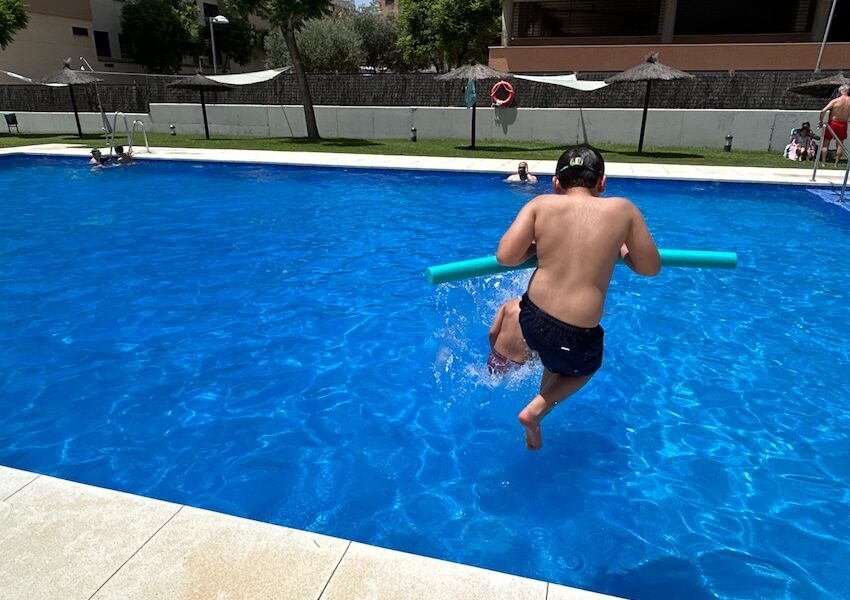Piscina ninos