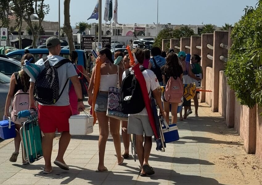 Guillena punta umbria vecinos