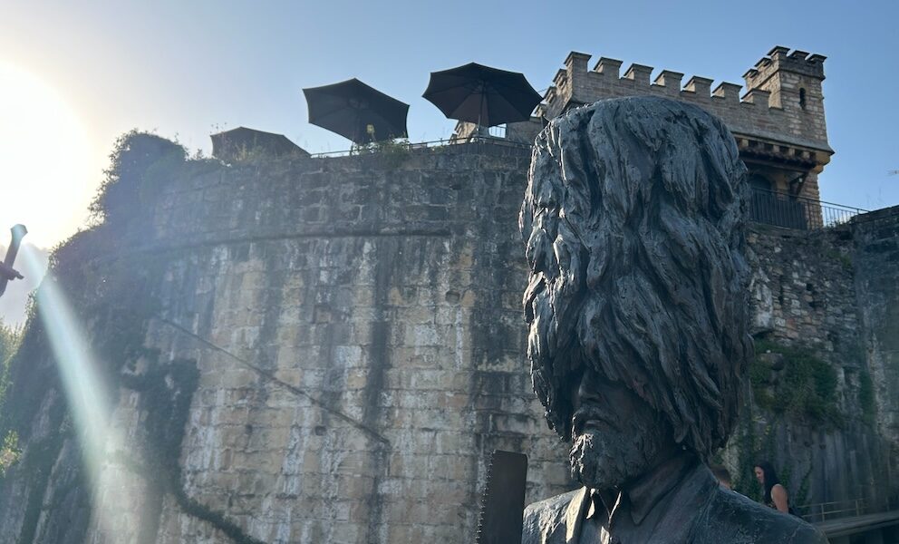 Hombre del serrucho Hondarribia