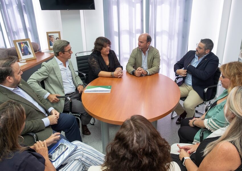 Huevar consejero Paradela