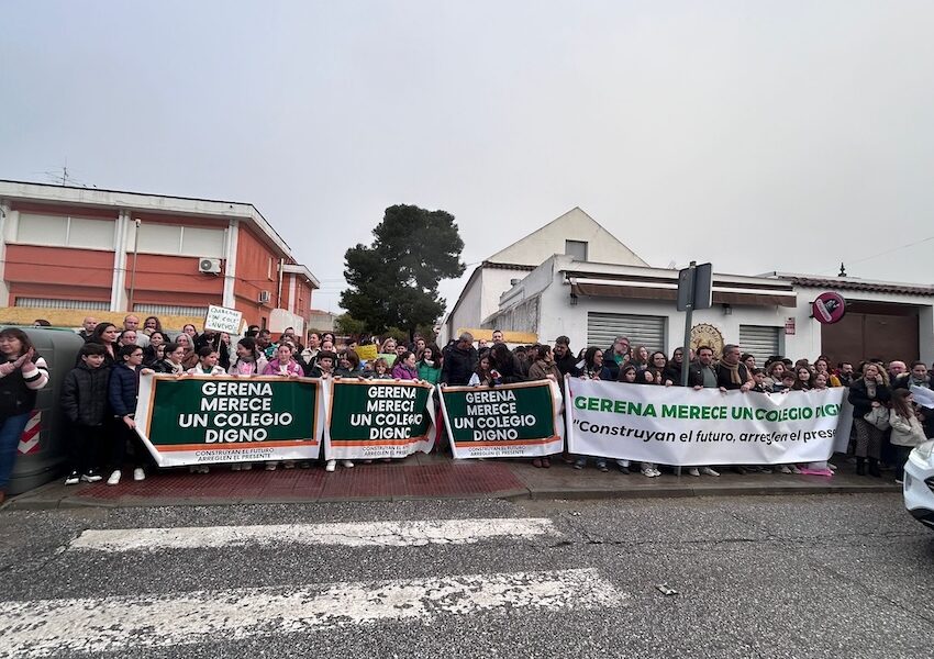 Colegio Gerena protestas 1