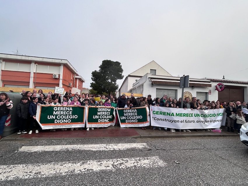 Colegio Gerena protestas 1