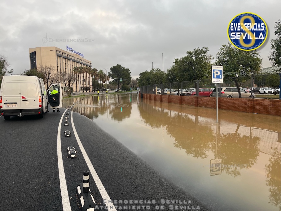 luis urunuela corte trafico inundacion