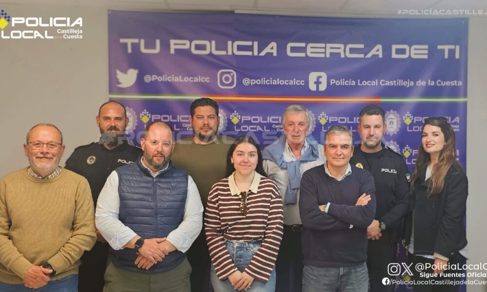 Policia Castilleja semana Santa