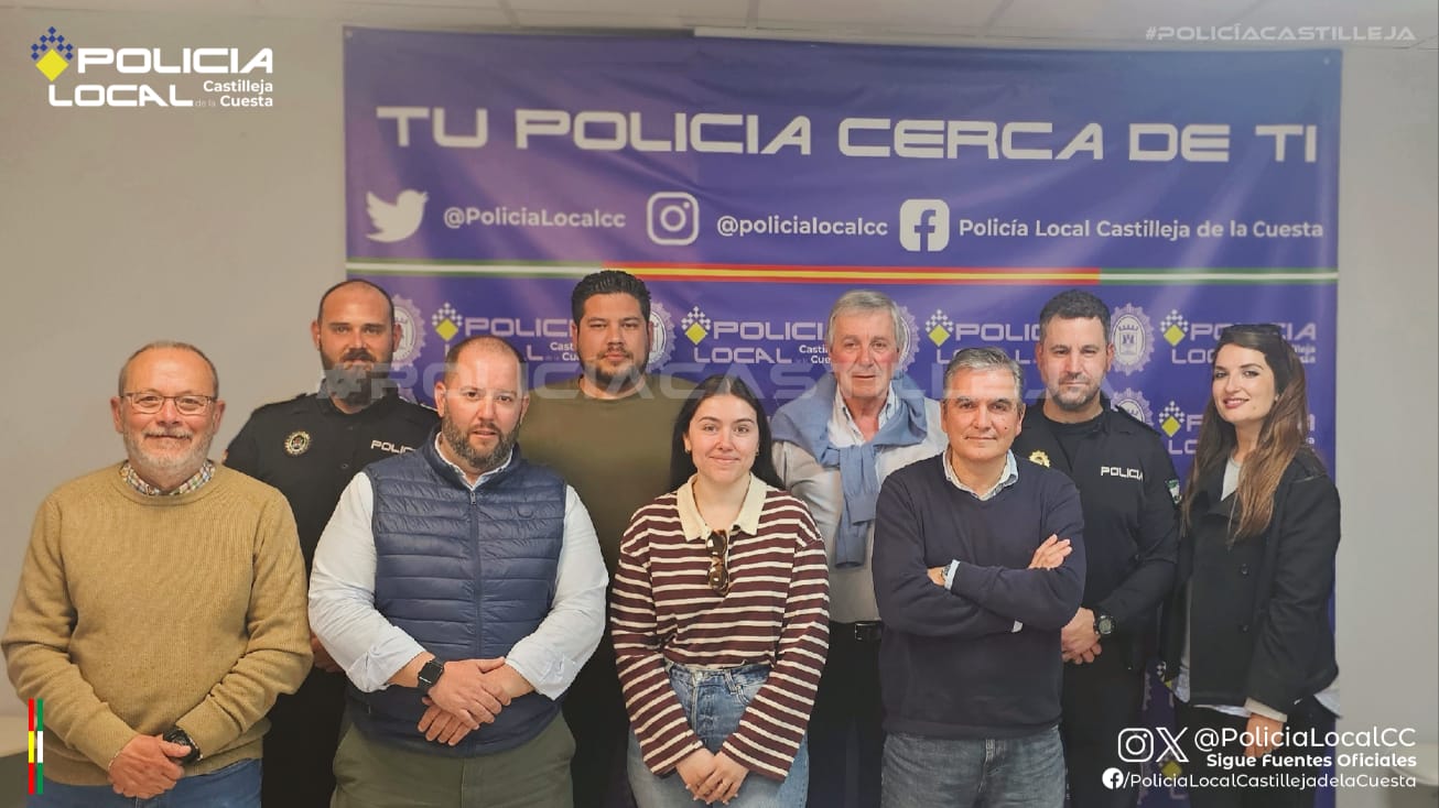 Policia Castilleja semana Santa