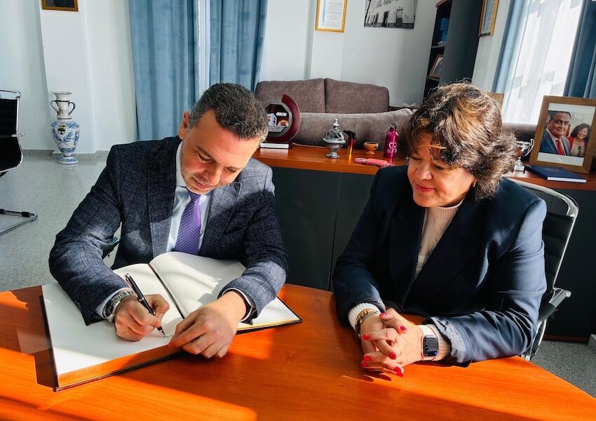 javier millan maria eugenia moreno huevar