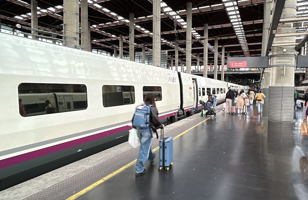 AVE Tren estacion atocha