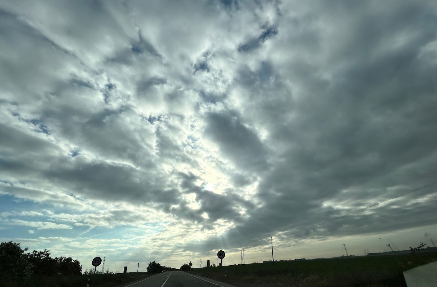 Nubes carretera