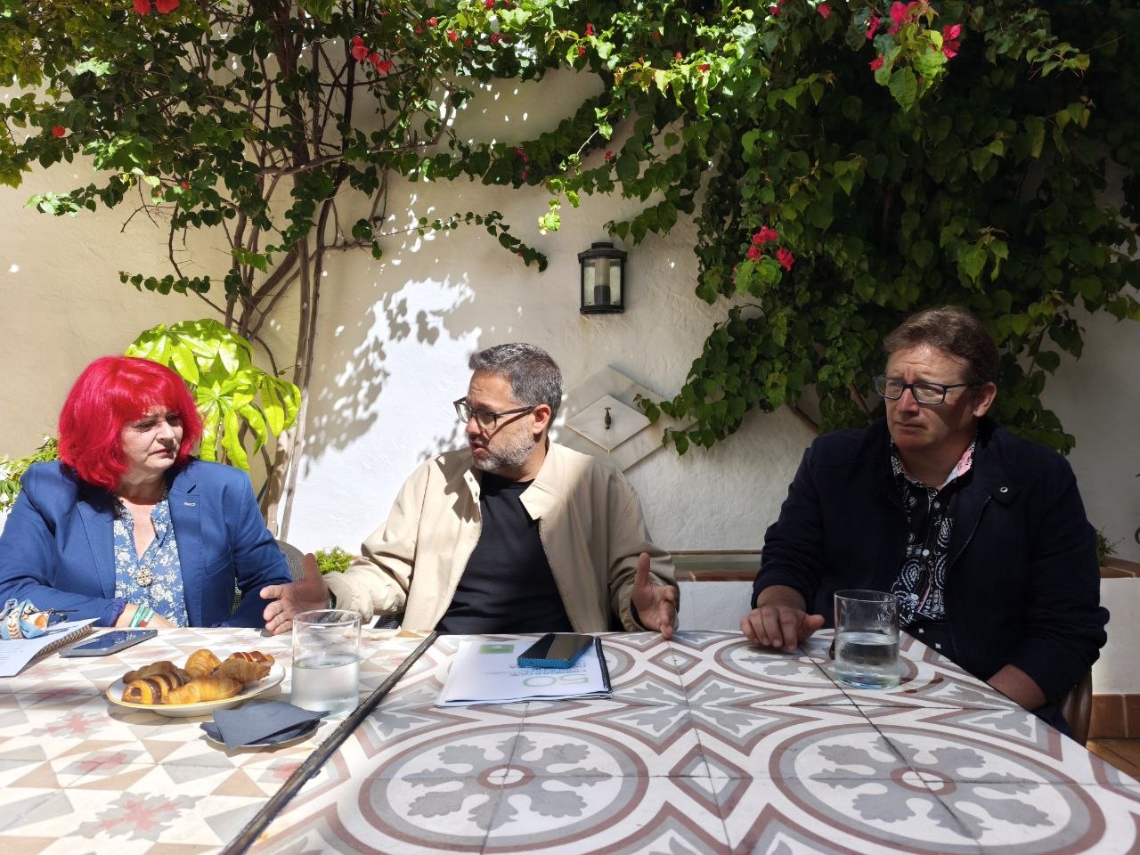 Adelante Marivi Serrano Jose Ignacio Garcia y Eugenio Ponce