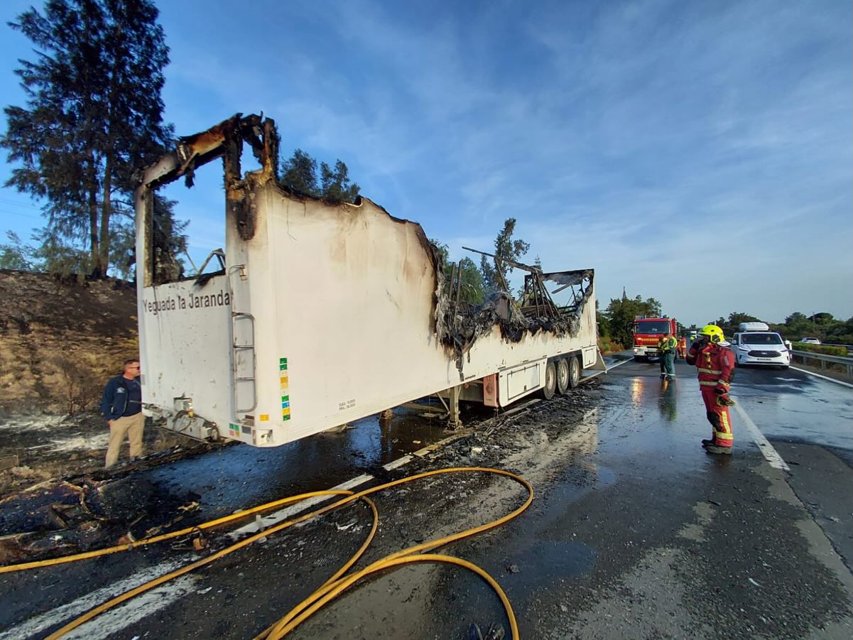 incendio camion caballos
