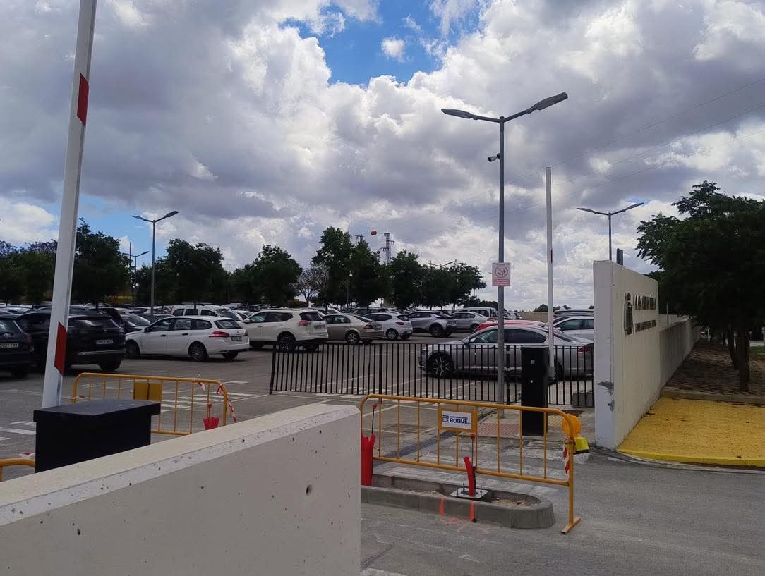 Aparcamiento parking hospital Osuna