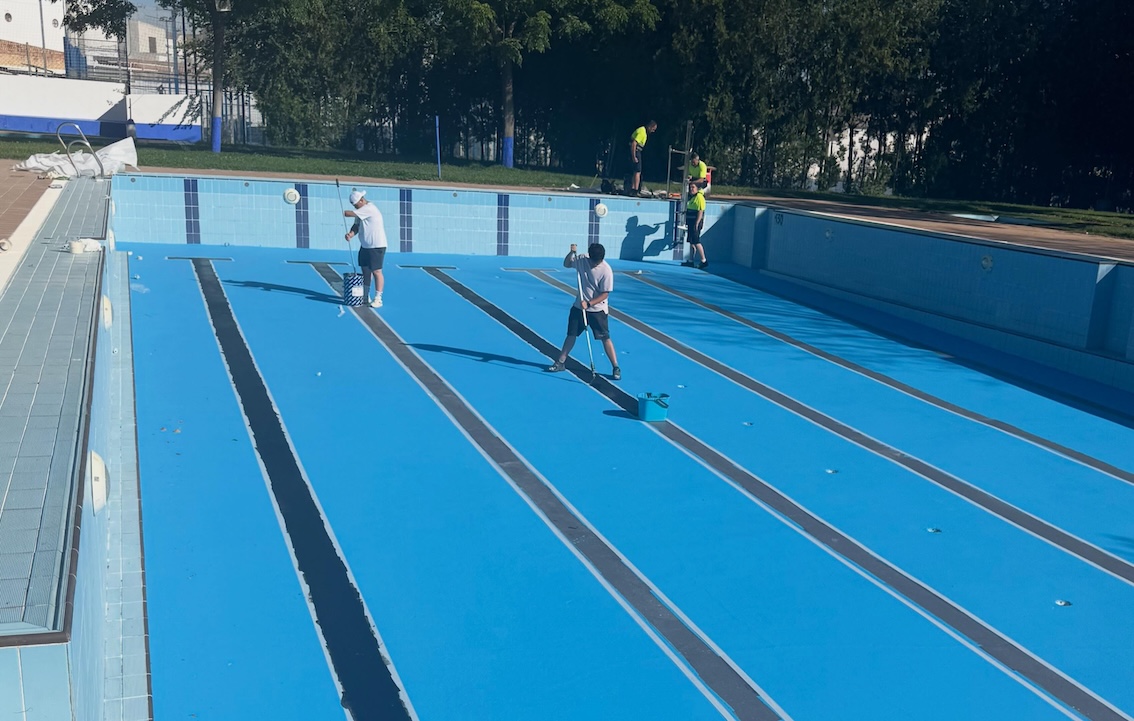 piscina huevar