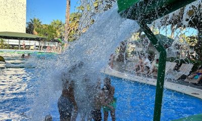 Ninos agua
