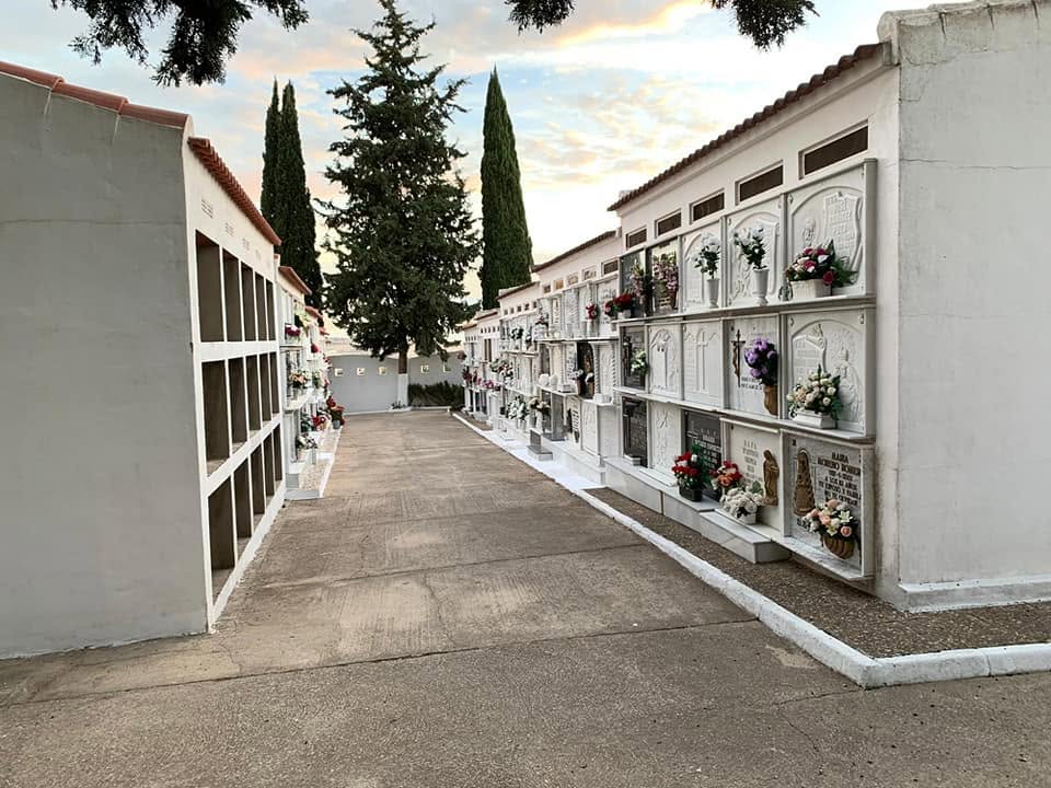 Huevar cementerio