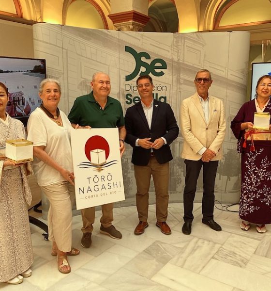 Toro Nagashi Coria