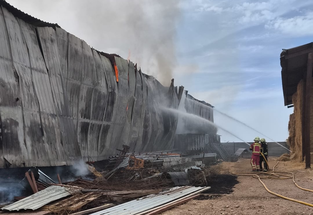 Incendio nave carmona
