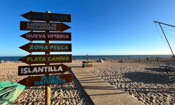 La Antilla senales playa