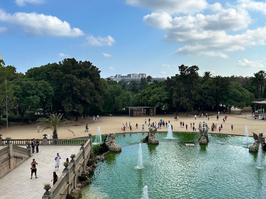Parque Barcelona vistas fuente