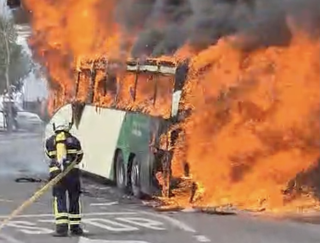 Incendio autobus Gerena